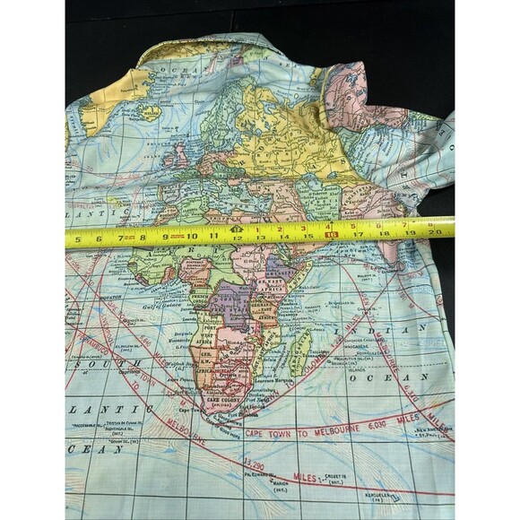 Miss Look Linen Button Down World Map Long Sleeve Blouse Women's Size Medium - Picture 11 of 11